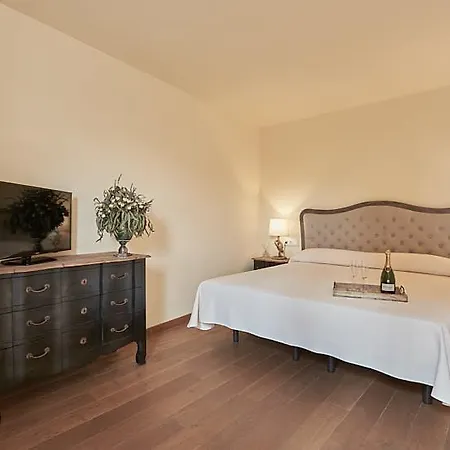 Hotel Bella Torroella De Montgri